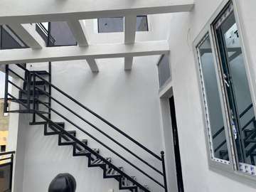 Villa Amy-  R+ 2 et terrasse aménagé cité Vauvert - st louis