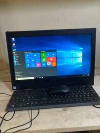 Dell optiplex 3050 core i5 256g ssd/8g /7th gen