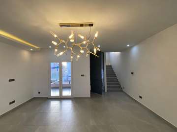 F6 en Triplex corniche Ouakam
