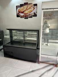 Vitrine Pâtisserie réfrigérée pro