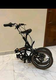 Vélo pliant compact noir
