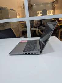 Dell 5420 ) 14pouces ) i5 ) 11e ) 16g de ram ) 256