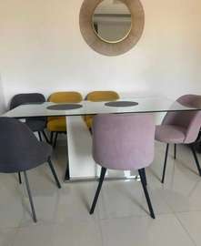 Table à manger avec 6 chaises