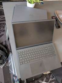 Dell i5 11th gen / SSD 1000gb /16gb ram