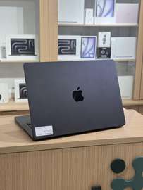 MacBook Pro 2024 14 Pouces - M4 | 16GB RAM | 1 Téra