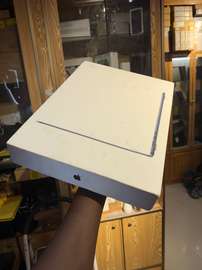 MacBook Air M5  16GB/ 1T SSD  15 inch