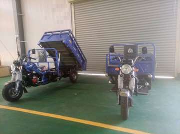Tricycle benne avec Pièce Détachées