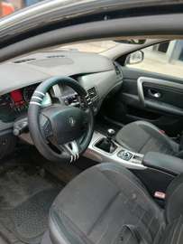 RENAULT LAGUNA DIESEL MANUEL CLIMATISÉ