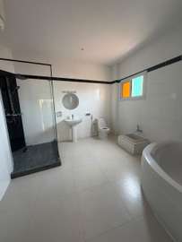 Grand appartement au point E