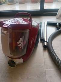 Aspirateur sans sac XXL et compact avec accessoires