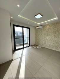 Appartement à louer à Amitié 1
