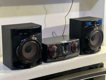 Chaîne hi-fi LG