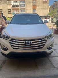 Hyundai Santa Fe à louer