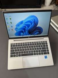 HP probook 450 g8 / i5 11th gen SSD 256gb / 16 gb ram