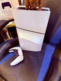 Ps5 Slim venant avec lecteur cd