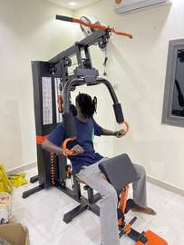 Station musculation multifonction acier noir-orange