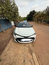 Toyota Corolla hybrid design 1.8