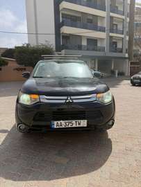 Mitsubishi outlander 2015