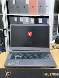MSI Thin A15 4060 : 8go dediee
