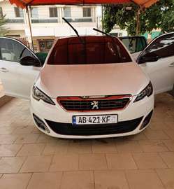 PEUGEOT 3O8 GT LINE 2017