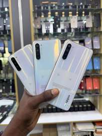 Oppo Reno3 256go 5G