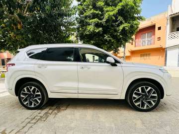 Hyundai santafe caligraf 2023