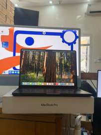 MacBook Pro 14" M4 Pro (24 Go RAM / 512 Go SSD)