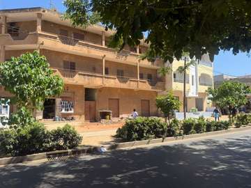 Villa COMMERCIAL sur dakar
