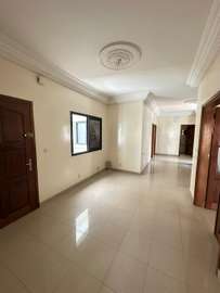 Appartement de type F4 pour usage professionnelle