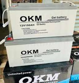 Puissante batterie solaire Okm 200amp