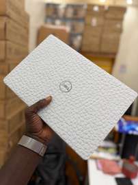 Dell Precision 3490