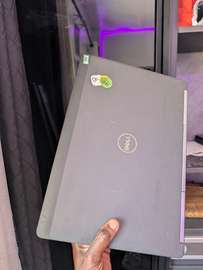 Dell xeon / NVIDIA 4gb / 32gb ram/ SSD 512gb