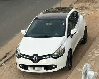 Renault clio 4 - Essence manuel 1.2 model 2012