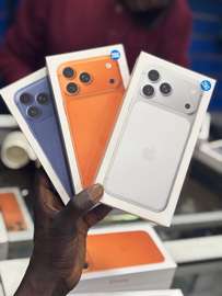 iPhone 17 pro Max 256 Go Blanc Orange Bleu Neuf