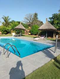 villa meublee avec piscine a Nianing