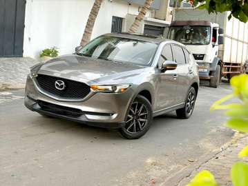 Location Mazda CX-5 GT AWD – Full Option Toit ouvrant