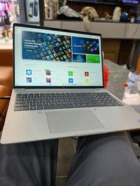 HP elitebook 660 G11