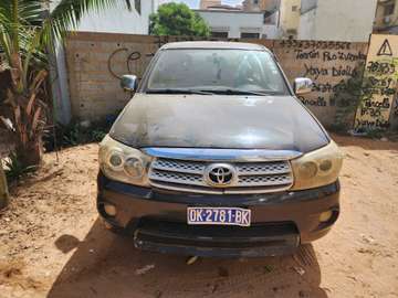 Toyota fortuner 2014