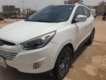 LOCATION HYUNDAI TUCSON LIMITED 2015