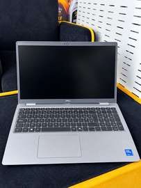 Dell précision 3590