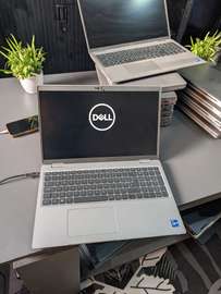 Dell latitude 5520 i7 11th gen 16gb ram ordinateur portable