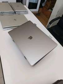 MacBook pro 2019