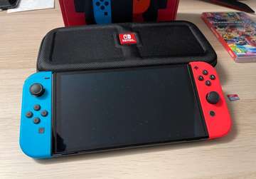Nintendo switch OLED + 10Jeux