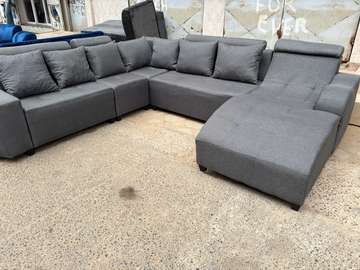 Salon 9 place angle vip