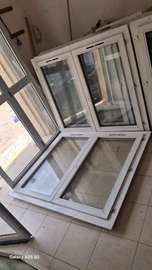Fenêtres PVC antibruits doubles vitrages