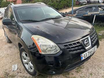 Belle nissan rogue 2012