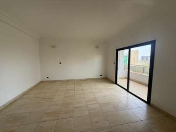 Appartement F4 à louer au Plateau