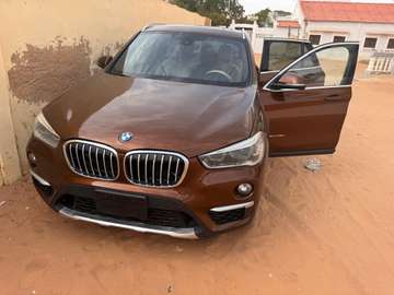 Vente bmwx1 venant amerique non immatriculée