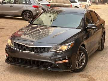Kia Optima Gris Métallisé Automatique Confort