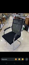 Chaise visiteurs
